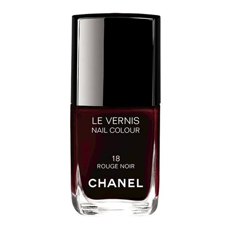 vernis ongles rouge noir chanel